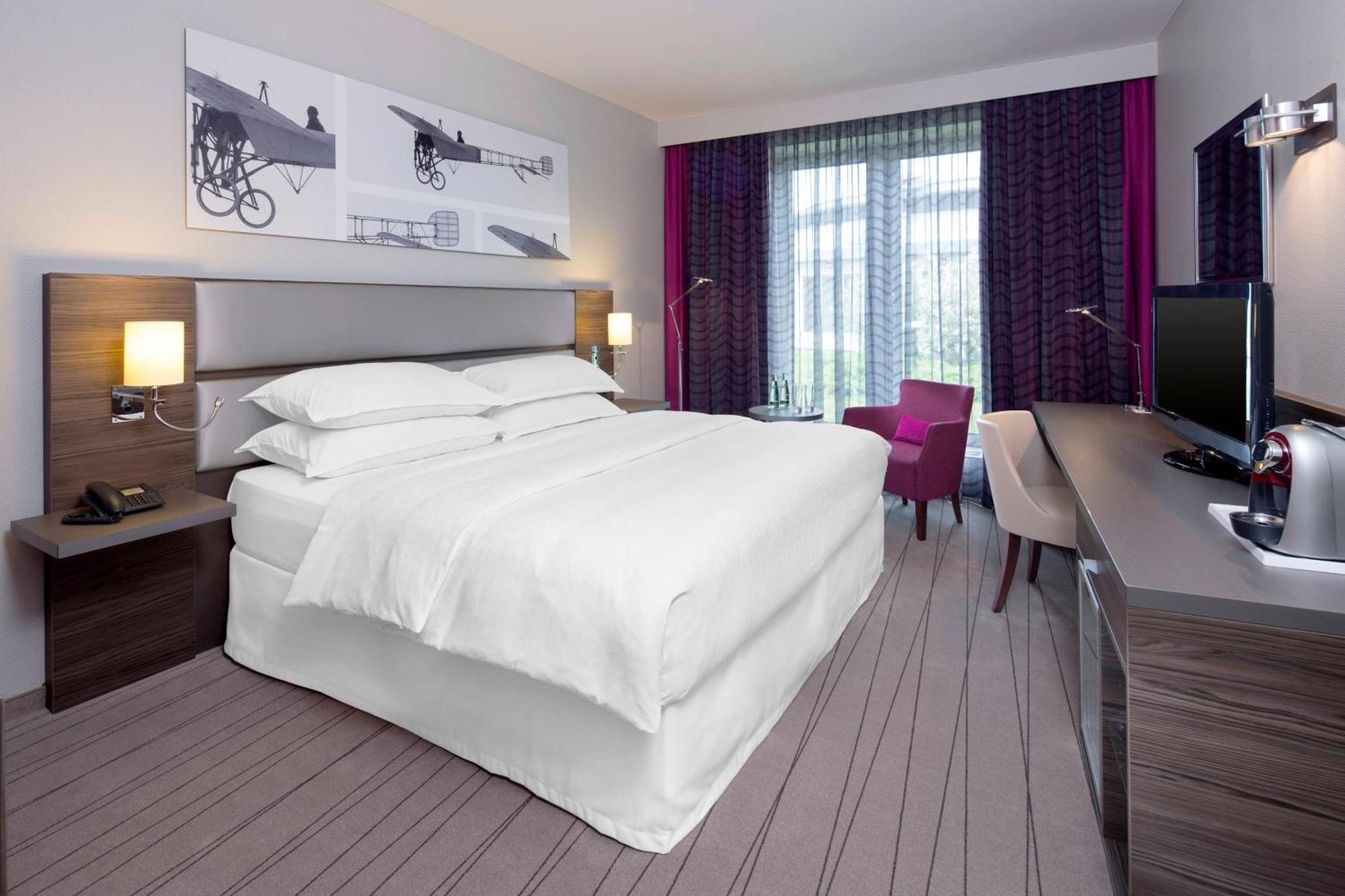 Club Double Room,1695317813:JPEG